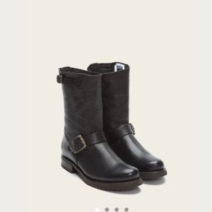 Black frye Veronica short boots